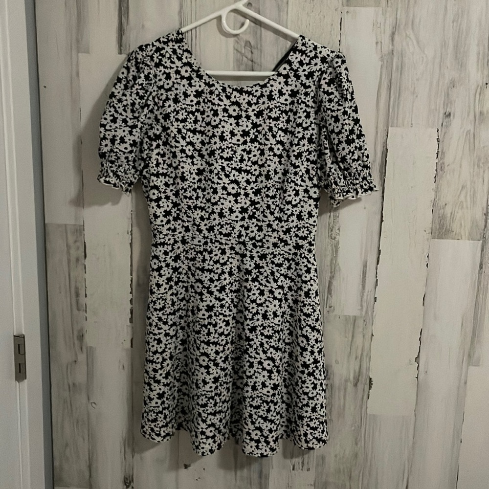 Forever 21 flower mini dress!